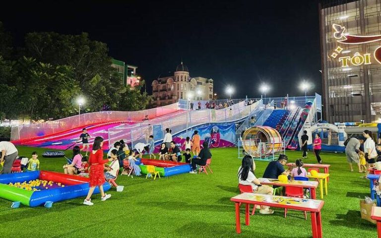 Bigfun Outdoor Park tại Aeon Mall Tân Phú